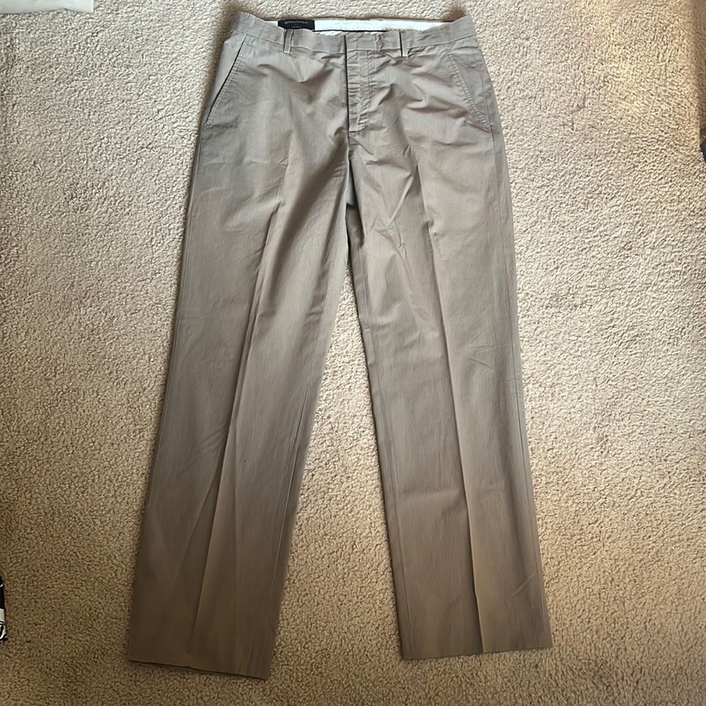 Tan brown pinstripe Banana Republic tailored slacks 33/32